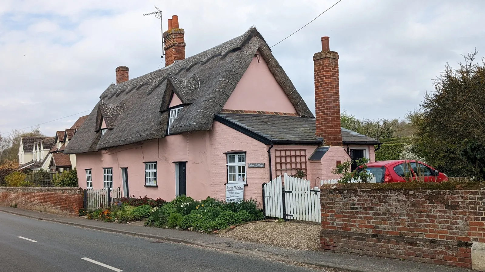 Photo showing: 70 and 72 The Street, Chelsworth