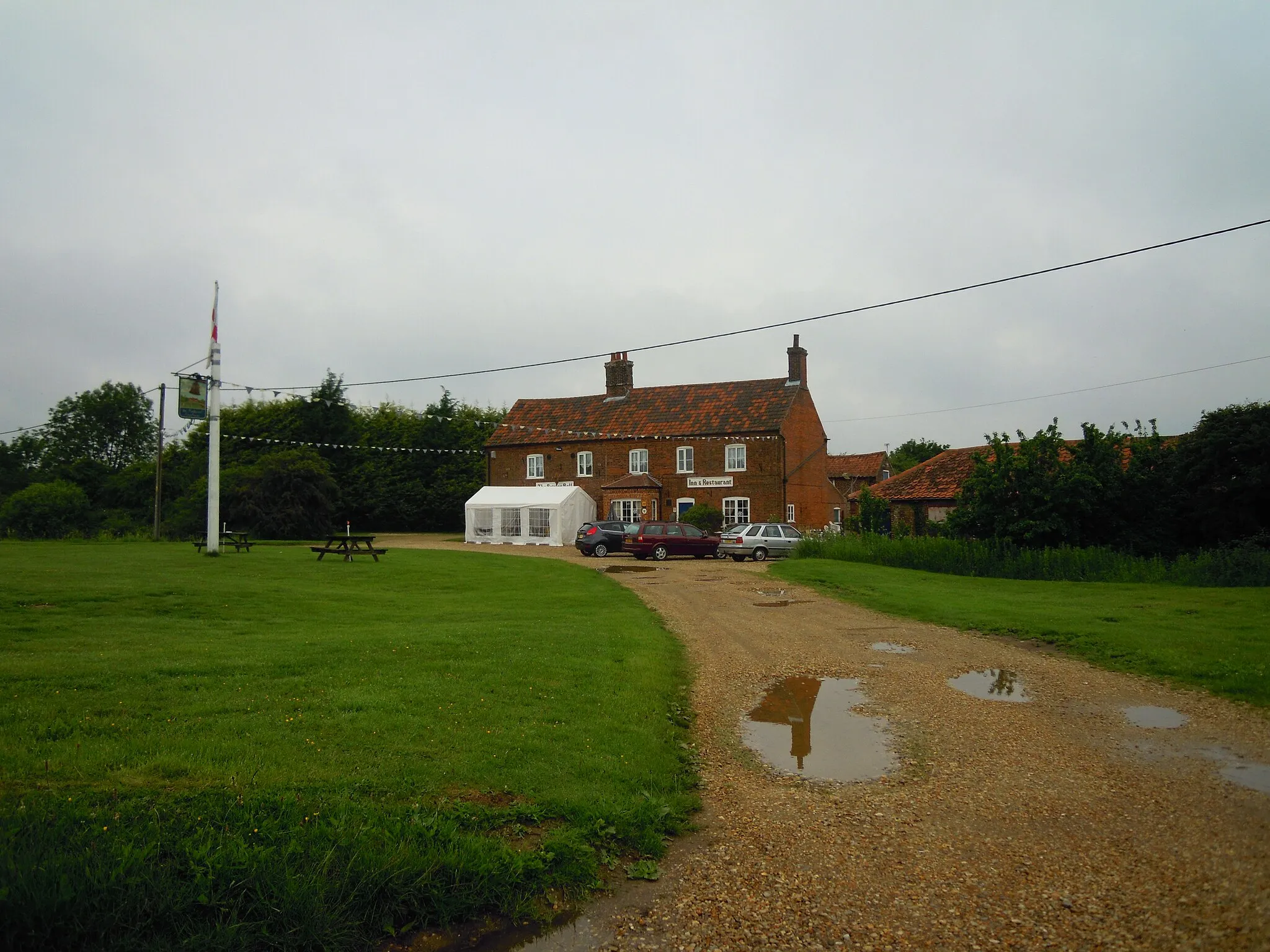 Photo showing: The Bell Public House, Brisley, Norfolk