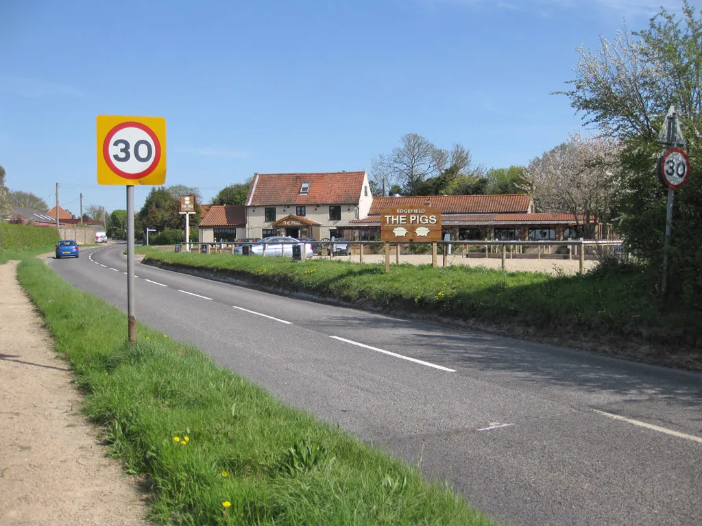 Photo showing: Speed limit 30mph