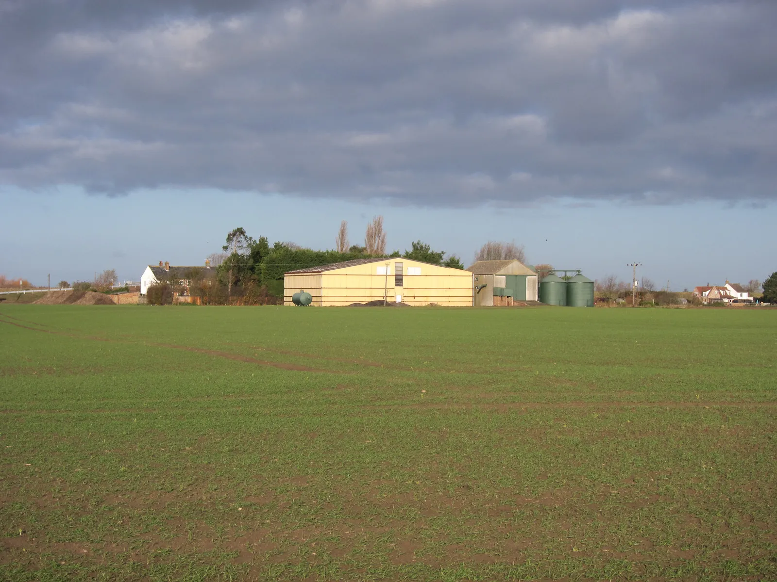 Photo showing: Bridge Farm