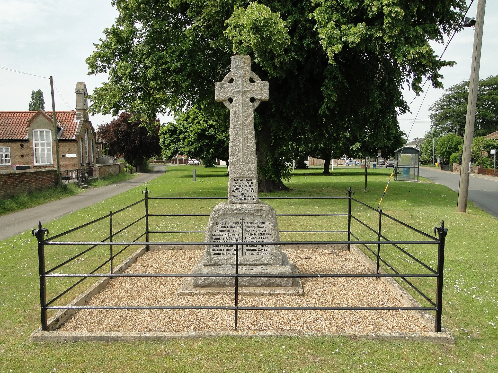 Photo showing: Wimbotsham and Stow Bardolph War Memorial