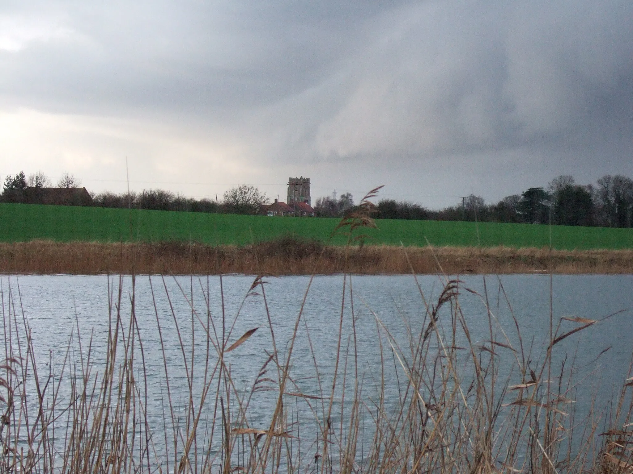 Photo showing: A storm over Wiggenhall St Peter