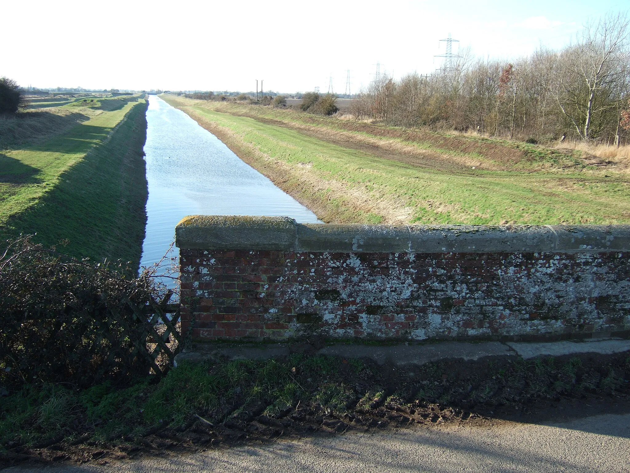 Photo showing: Bridge on the outfall of Smeeth Lode