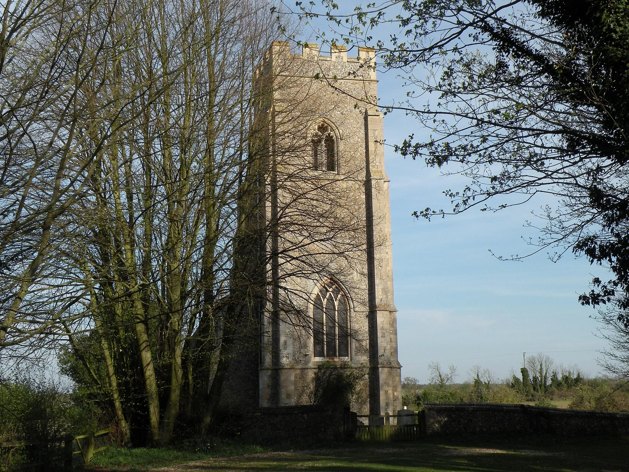 Photo showing: St. Nicholas; the parish church of Kennett