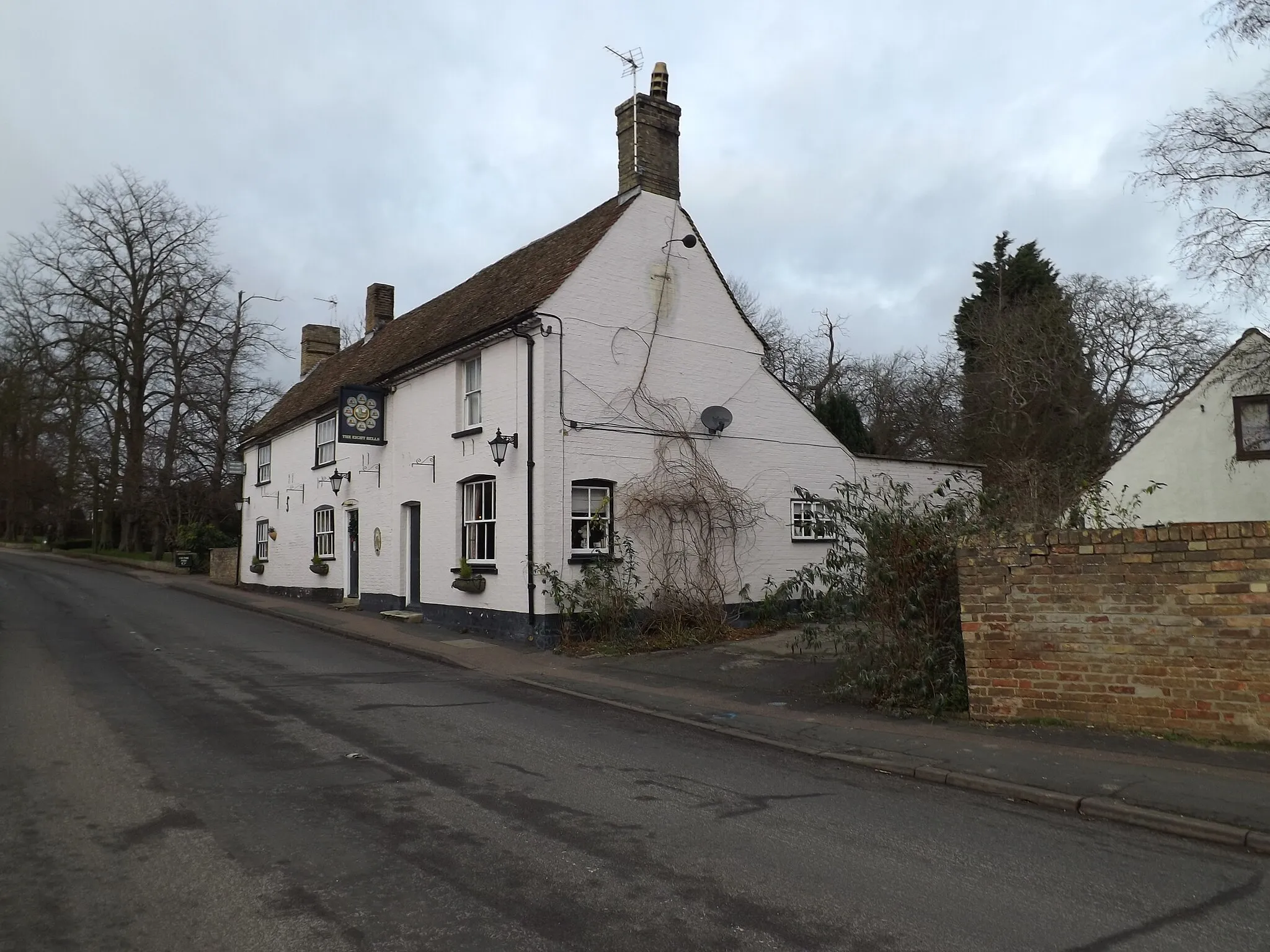 Photo showing: The Eight Bells Public House, Abbotsley