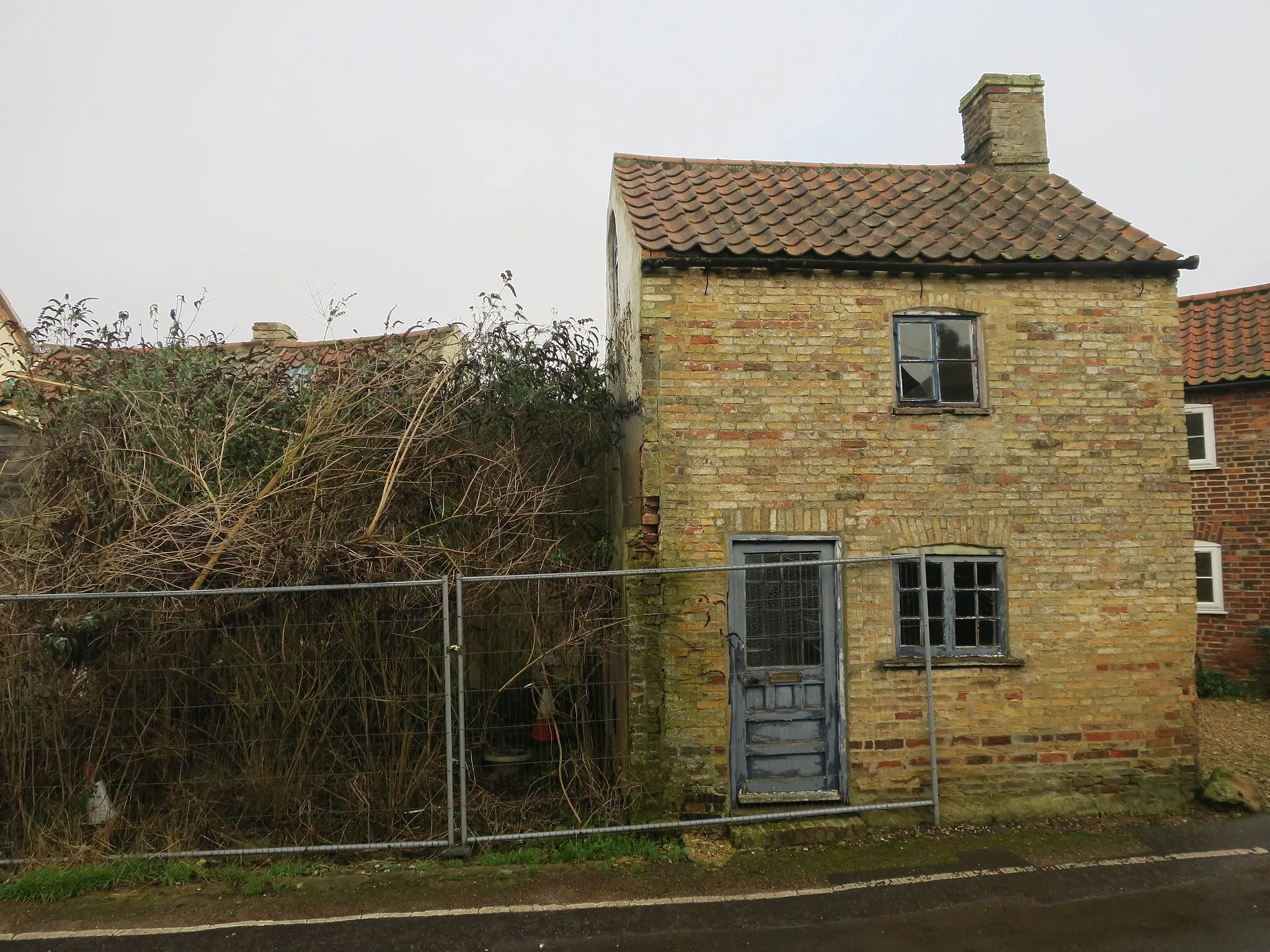 Photo showing: Derelict house, Hilgay