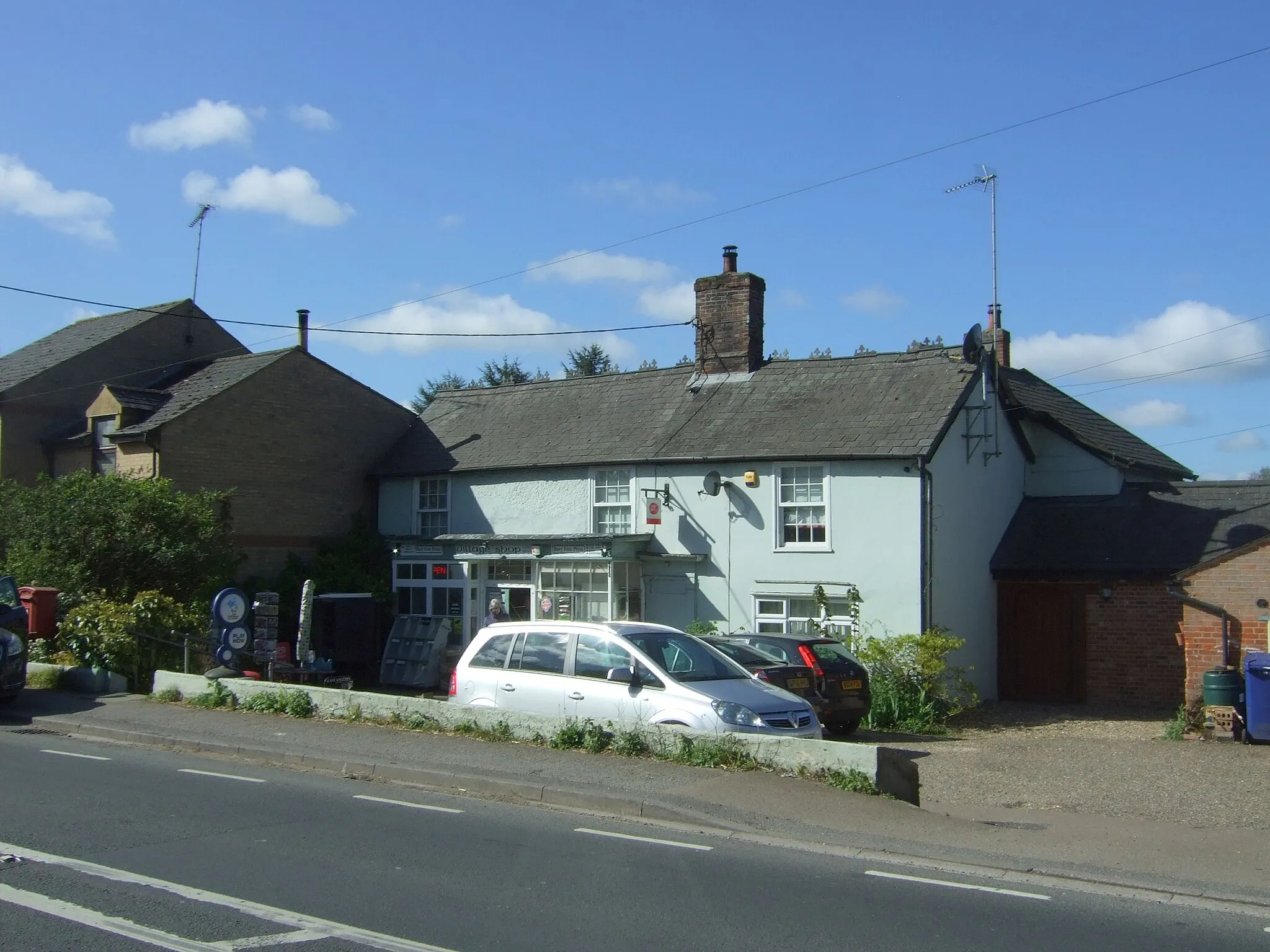 Photo showing: Sicklesmere Post Office and Village Stores
