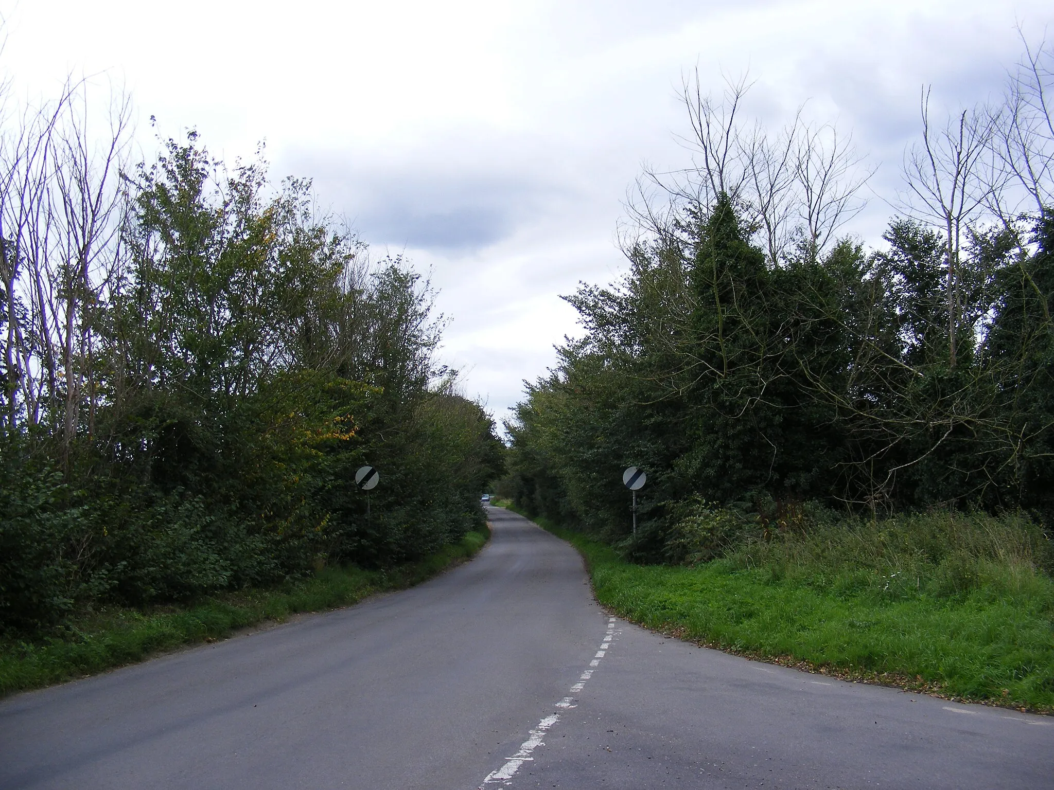 Photo showing: Hall Road, Wenhaston