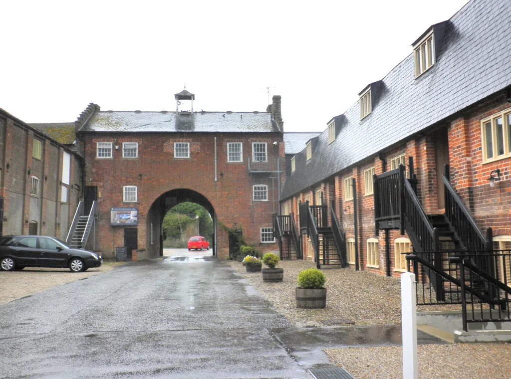 Photo showing: Clock tower, Snape Maltings