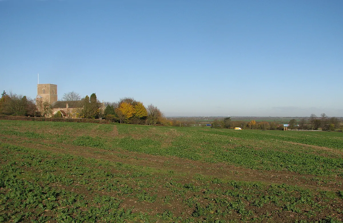 Photo showing: At the edge of The Fens