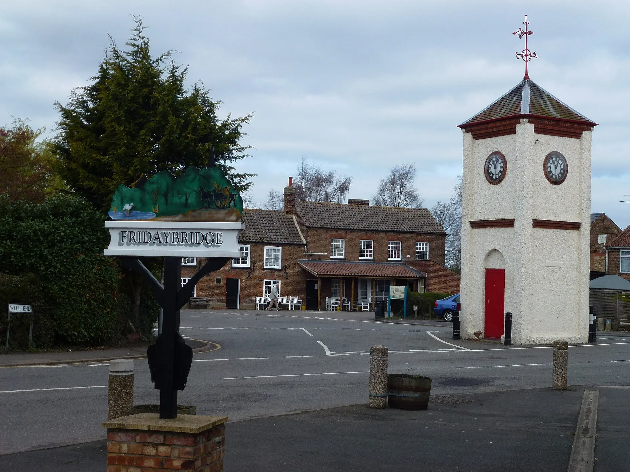 Photo showing: The centre of Friday Bridge near Wisbech