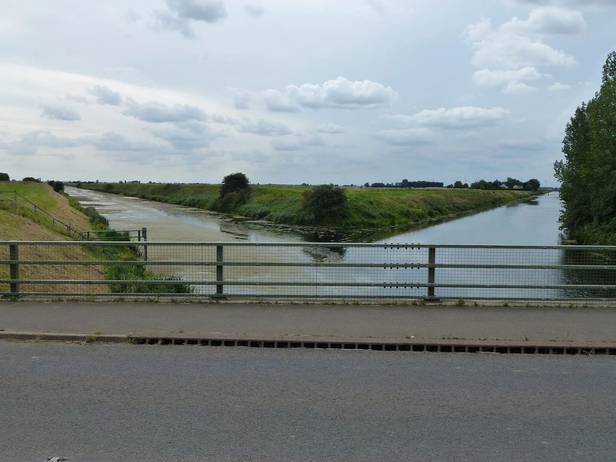 Photo showing: Popham's Eau and The Middle Level Main Drain at Three Holes