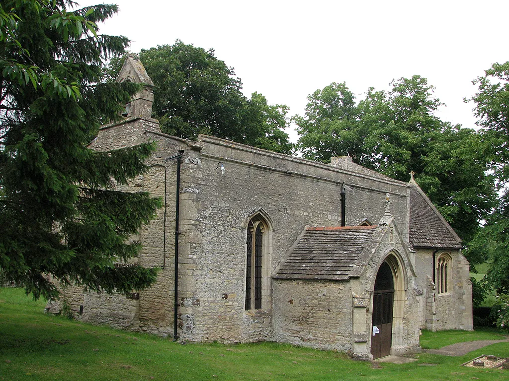 Photo showing: Parish church of St John the Baptist, Slipton, Northamptonshire, seen from the southwest