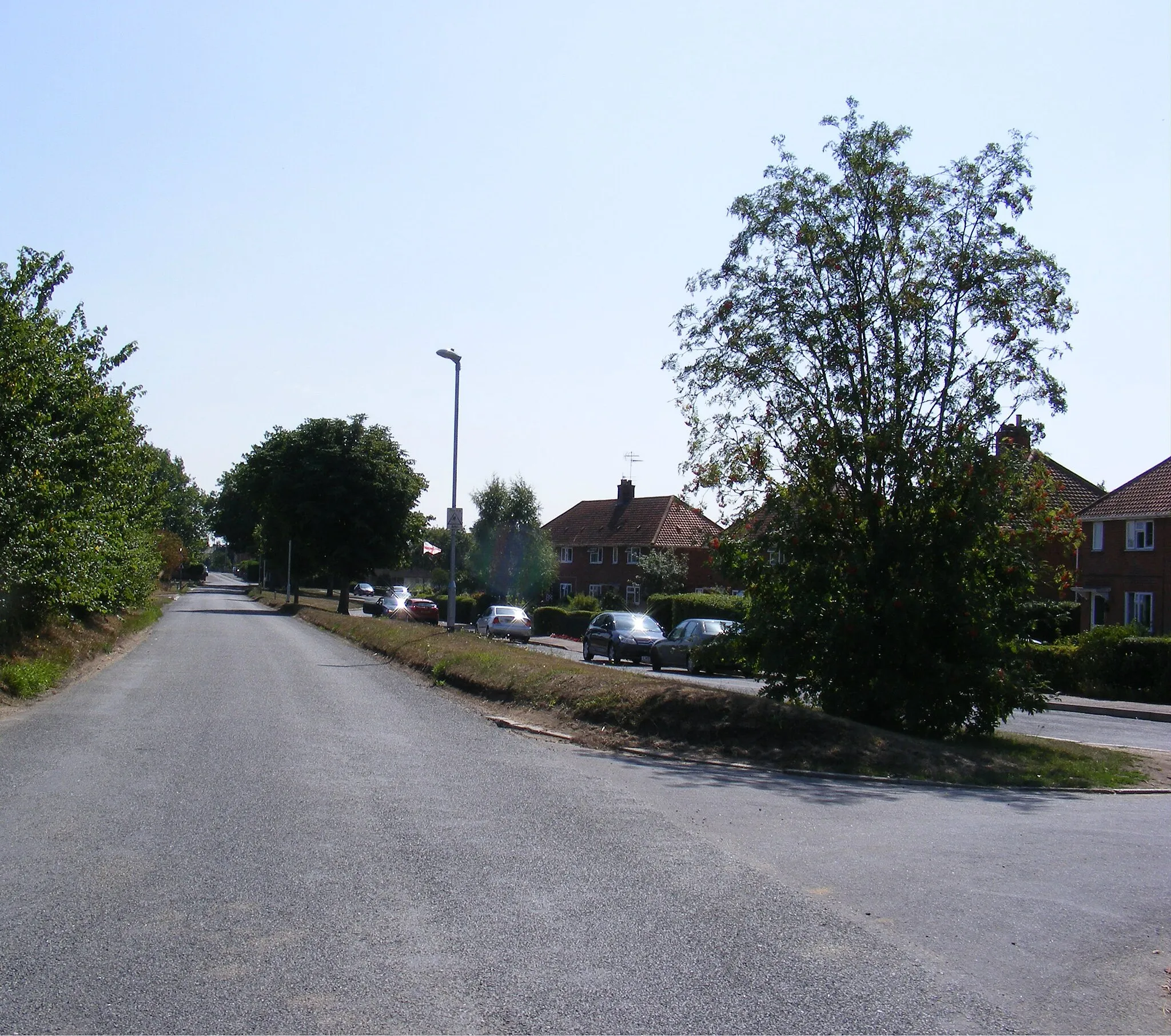 Photo showing: Hollow Hill Road, Ditchingham