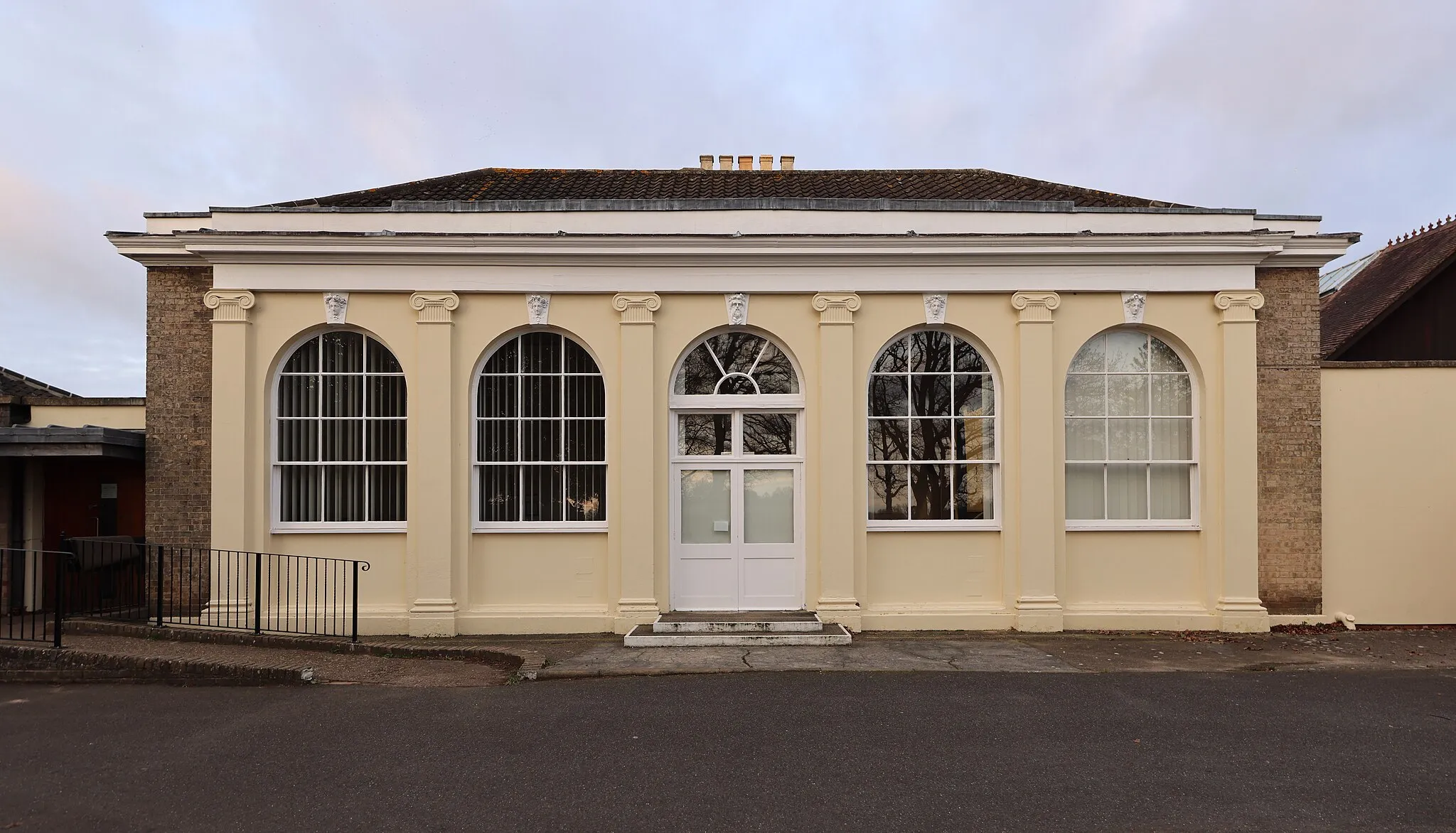 Photo showing: Photo of Orangery (and now village hall_ at Old Catton