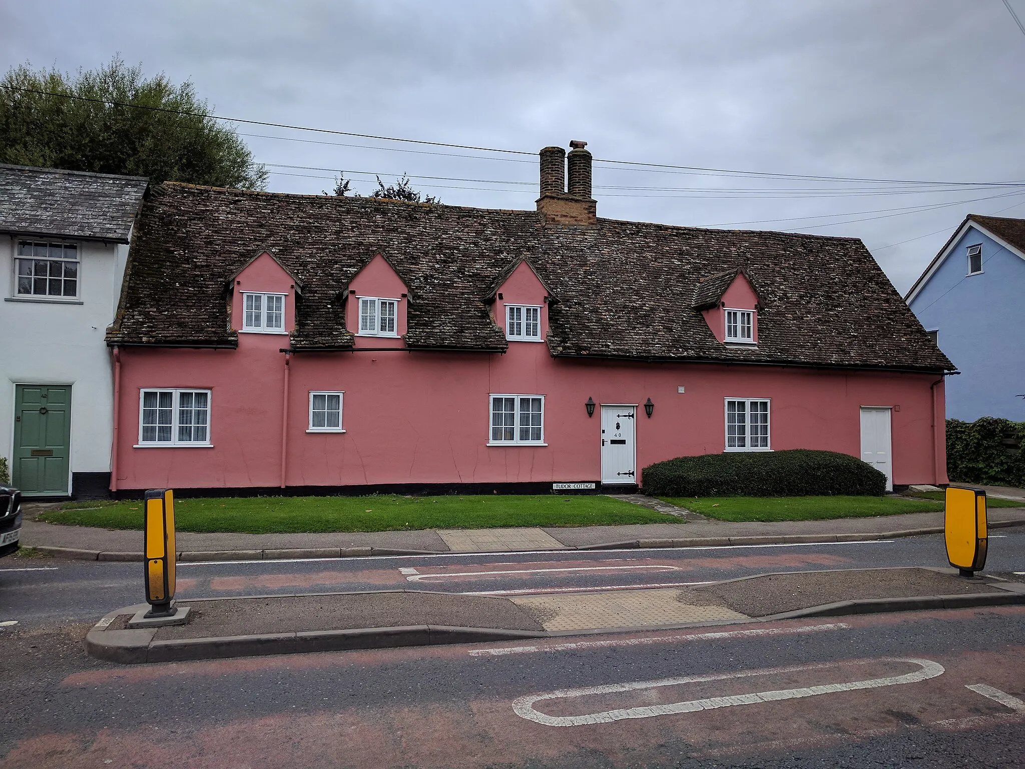 Photo showing: Tudor Cottage