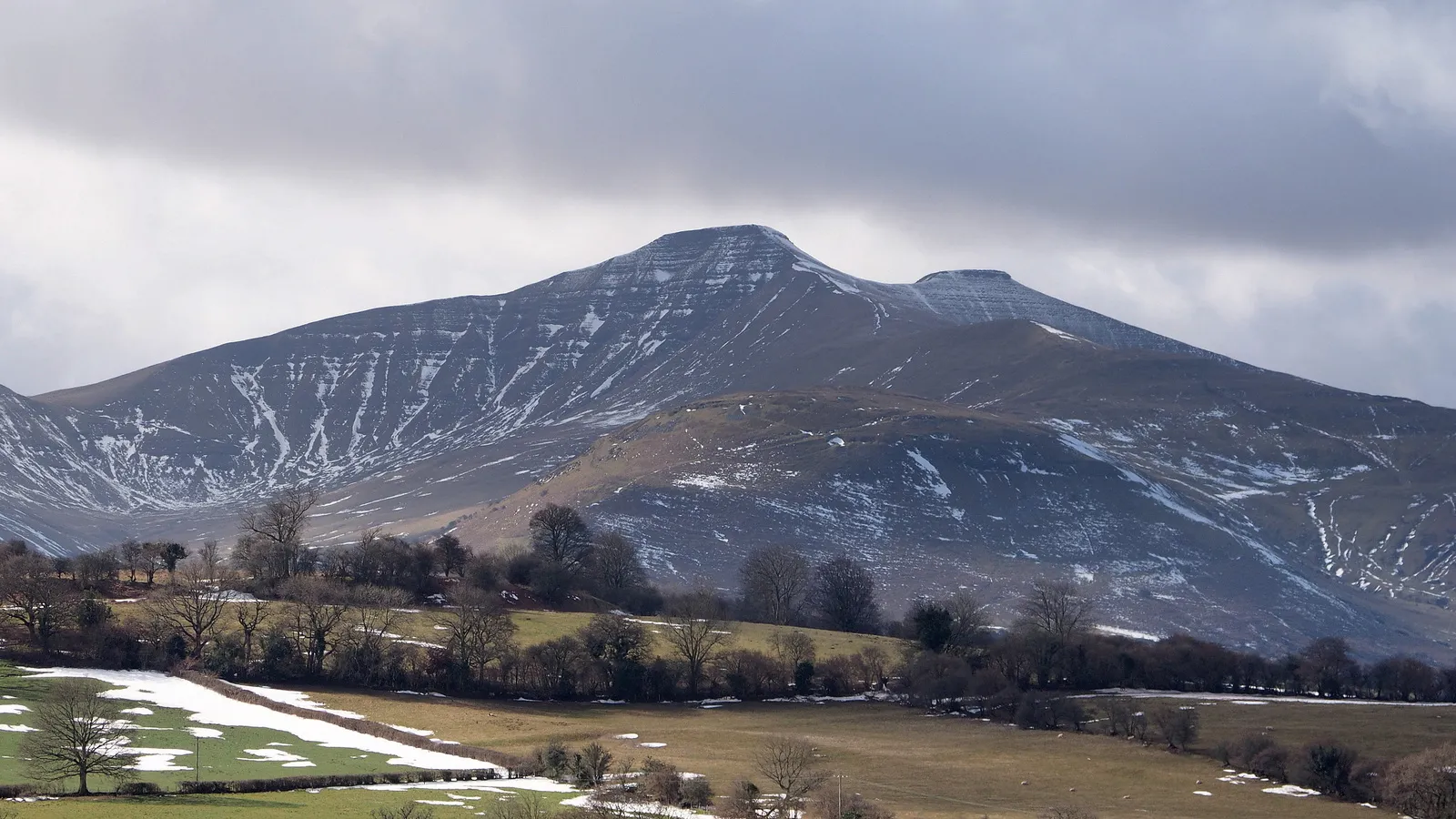 Photo showing: The Slwch and the Beacons, 2
