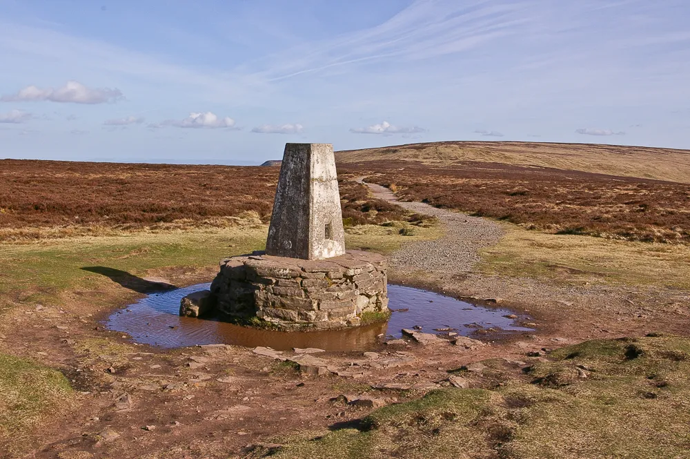 Photo showing: Hay Bluff trig point