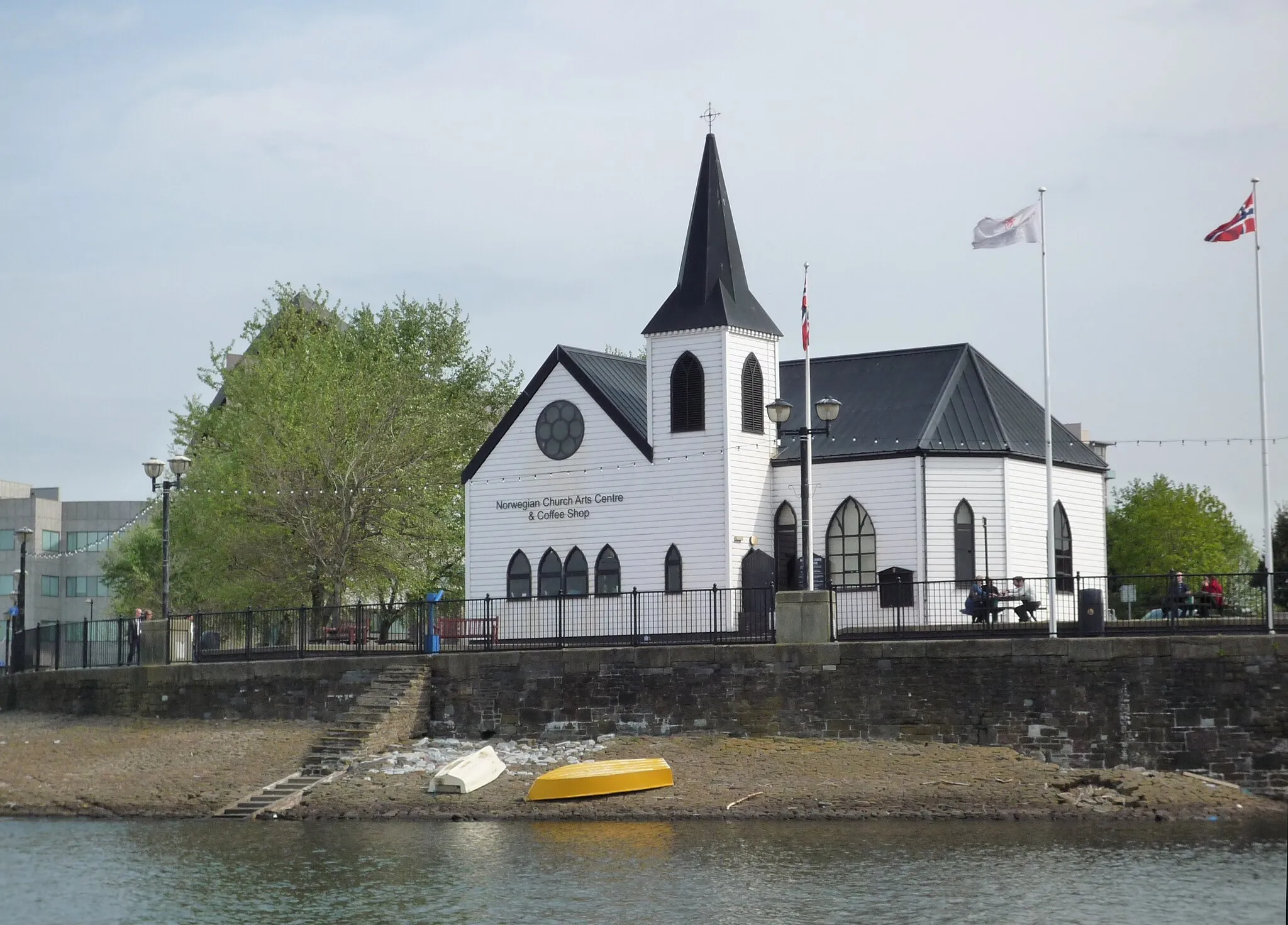 Photo showing: Norwegian Church Cardiff Bay