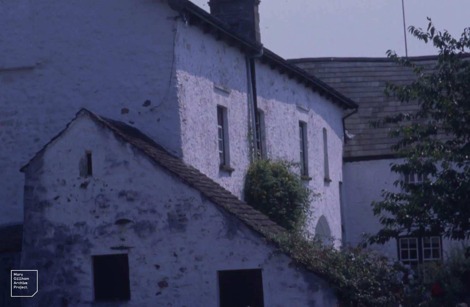 Photo showing: Castell y Mynach Farmhouse, Creigiau , Cardiff. North and west pages.
