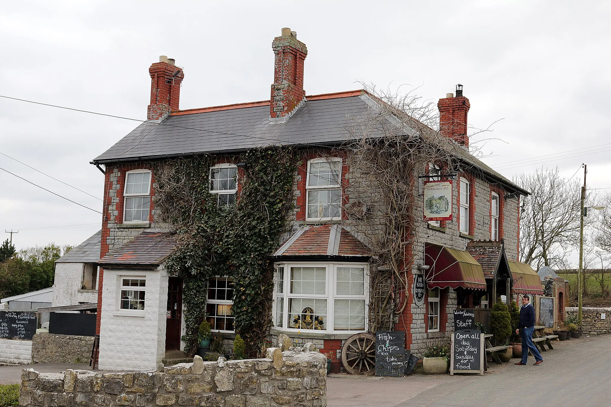 Photo showing: The Horseshoe Inn