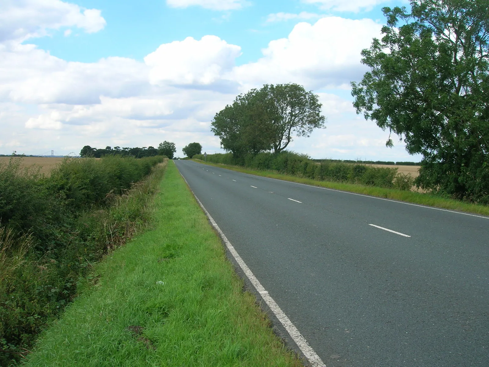 Photo showing: A1077 towards Barrow-upon-Humber