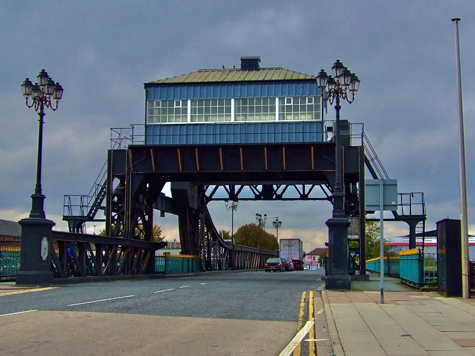 Photo showing: Corporation Street Bridge