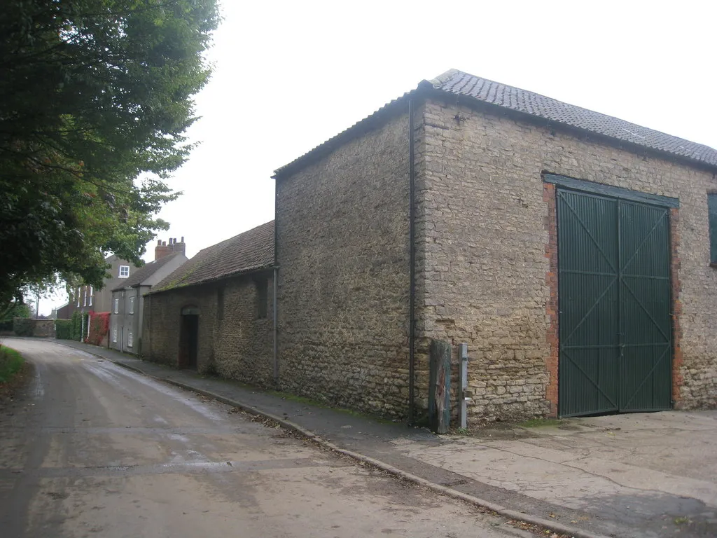 Photo showing: Barns at Hall Farm, Roxby