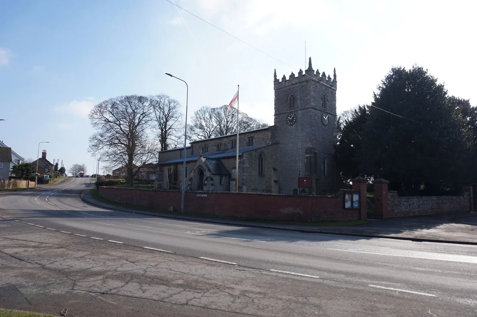 Photo showing: St Mary's Church, Wrawby