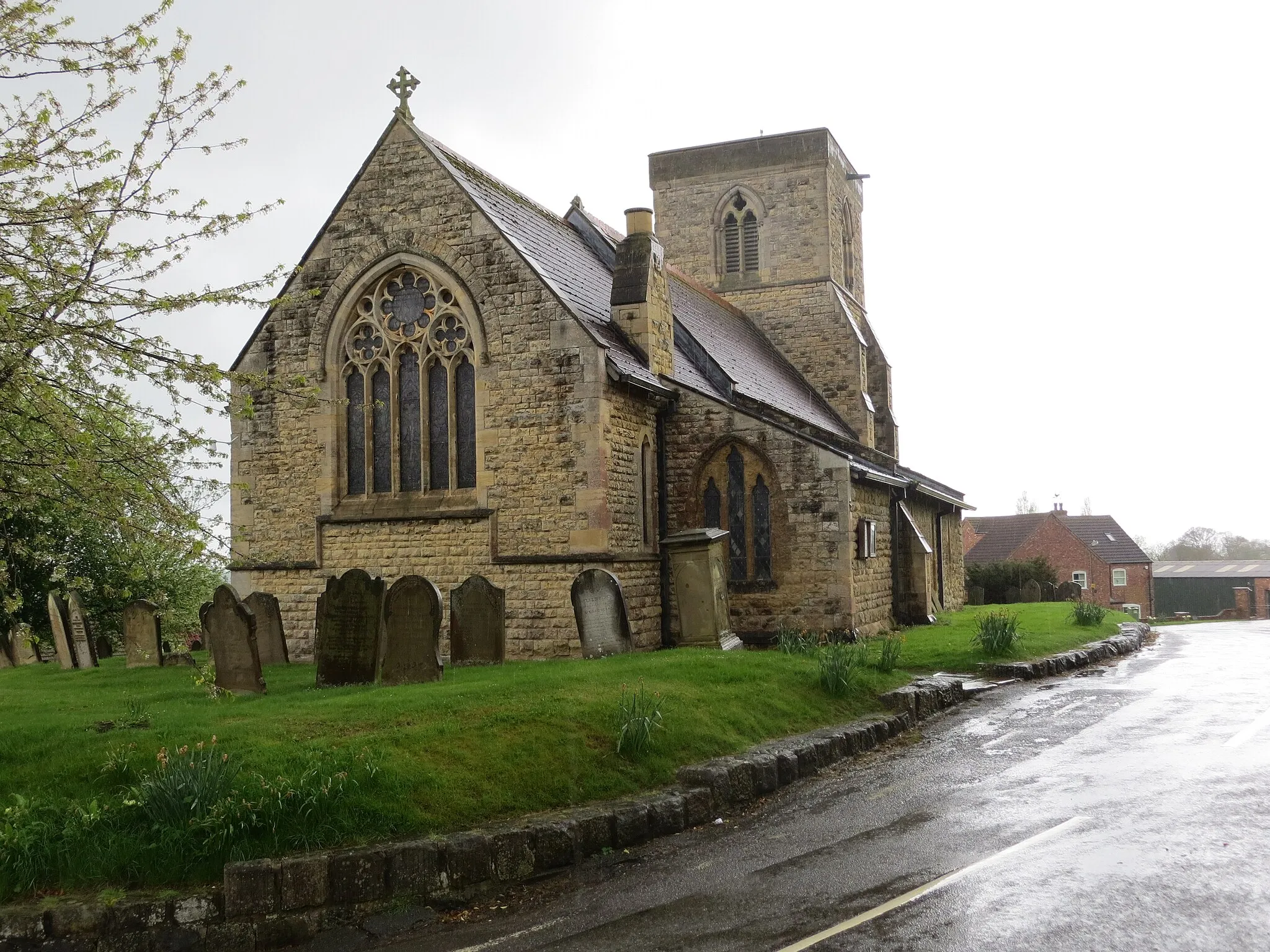 Photo showing: All Saints' Church at Gradby