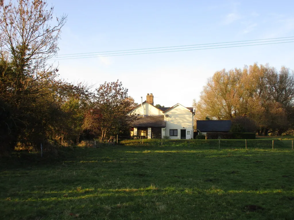 Photo showing: Cottage at Stainfield