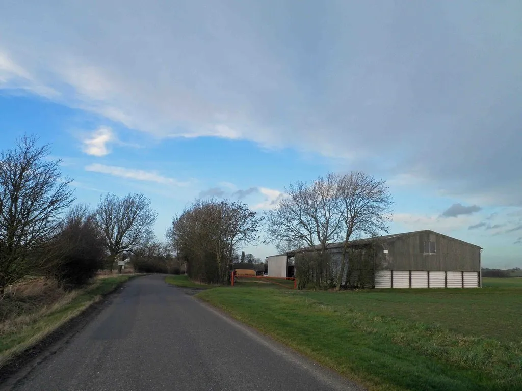 Photo showing: Barn alongside Northorpe Road, Scotton