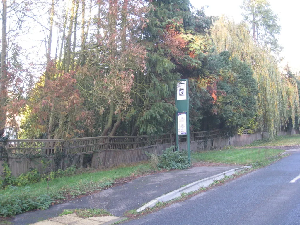 Photo showing: Bus stop at Laughton Wood Corner