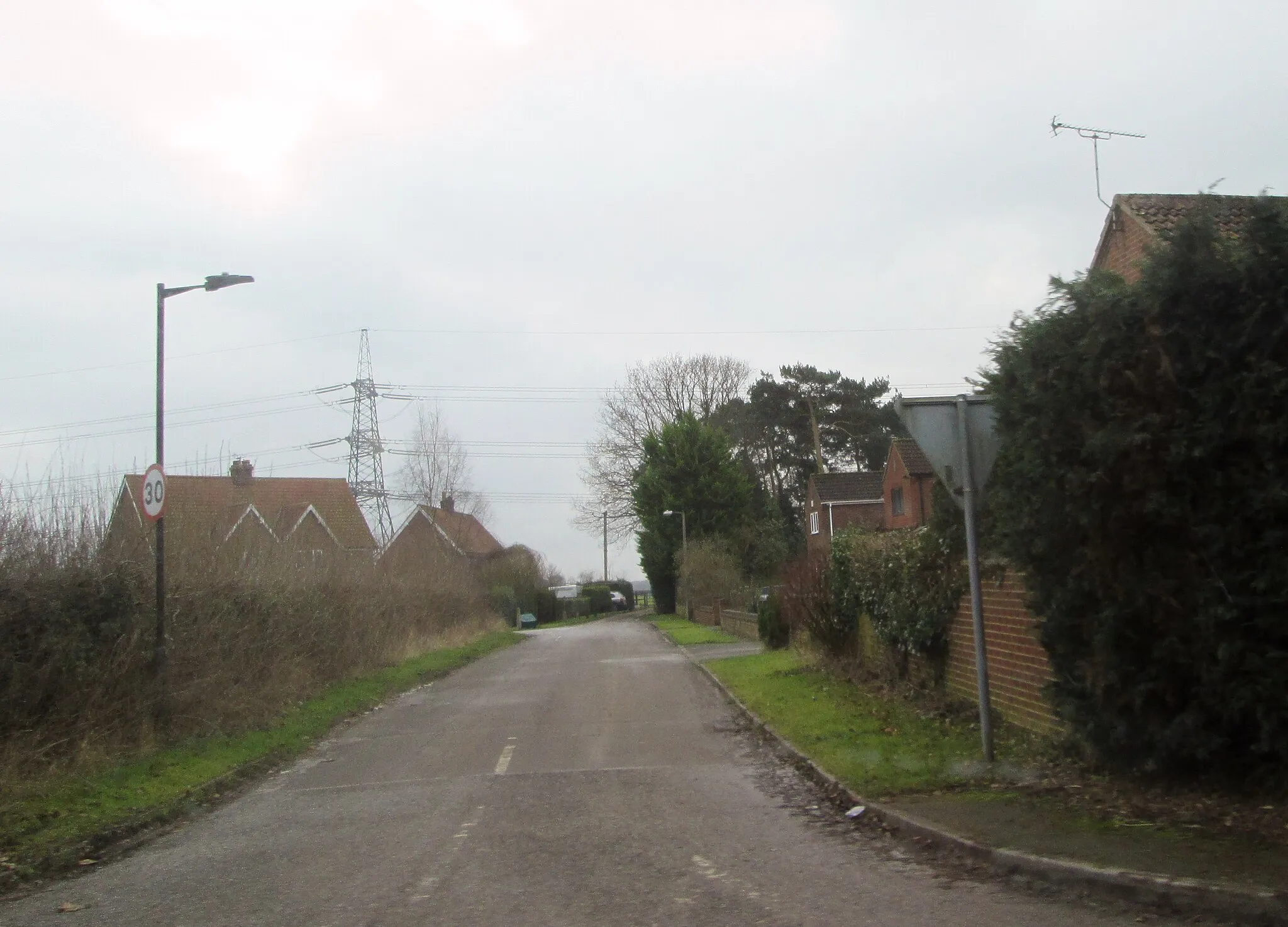 Photo showing: Old  Hall  Lane  Kexby