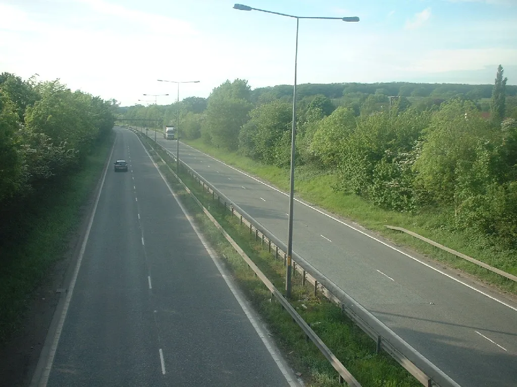 Photo showing: Picture of the A63(T) road, looking west from near Brough, East Riding of Yorkshire, England