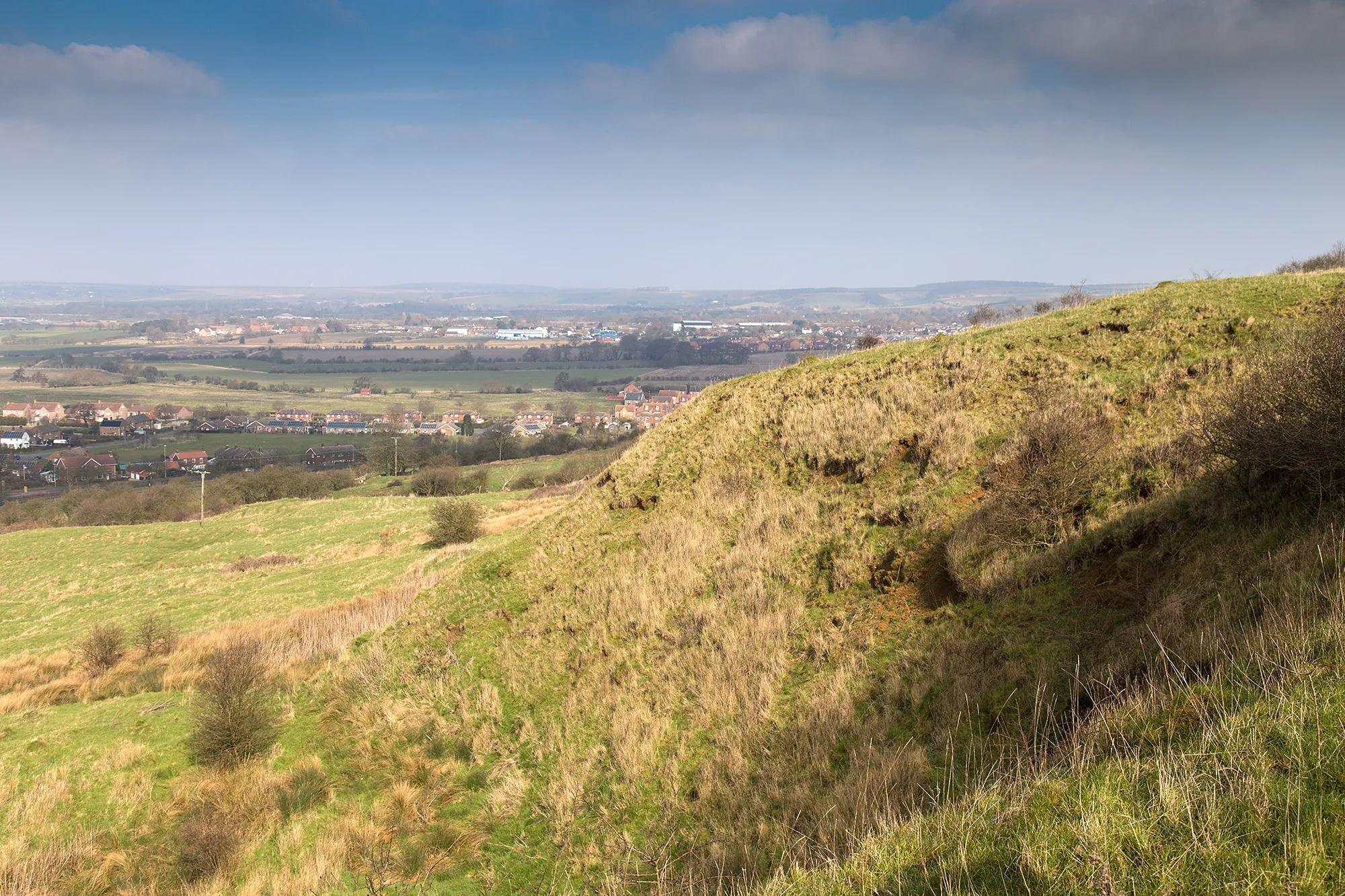 Photo showing: View from Nettleton Hill