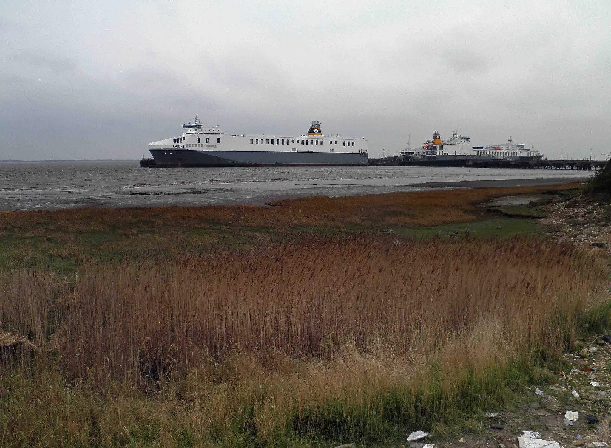 Photo showing: Ferry boat Pauline