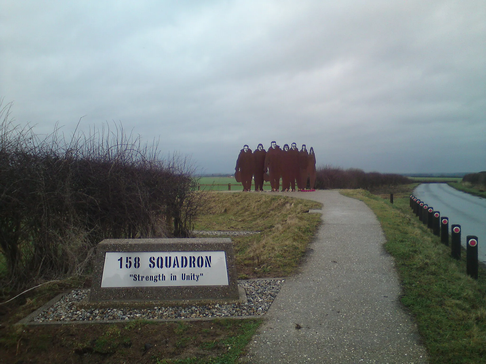 Photo showing: 158 Sqn RAF Memorial at Lissett Windfarm
