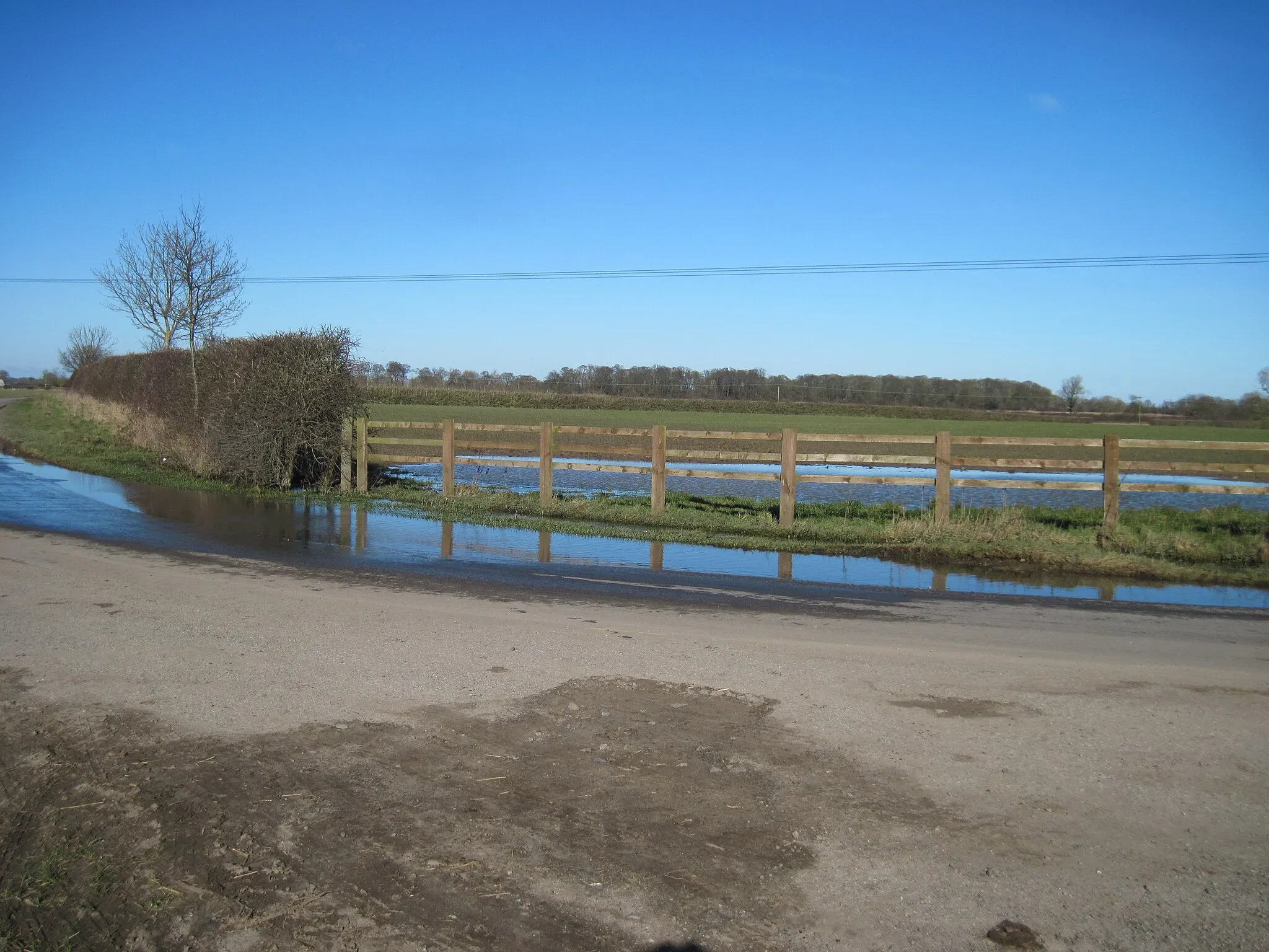 Photo showing: A  wet  corner  on  Grundill  Lane