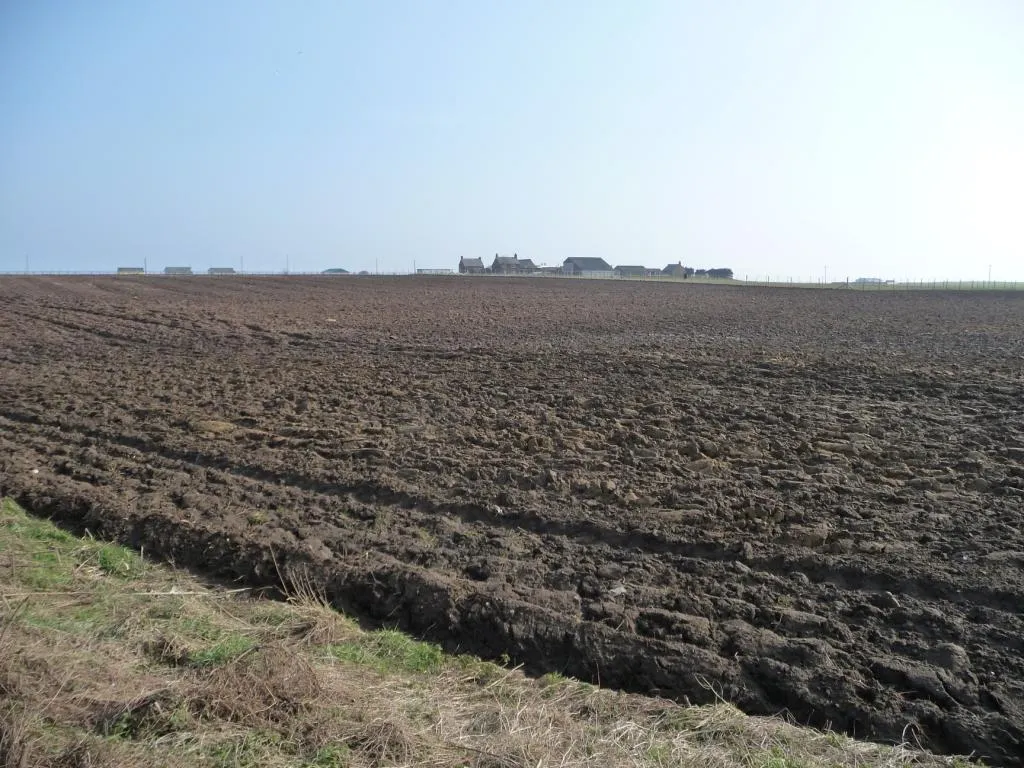 Photo showing: Ploughed field, Wilsthorpe