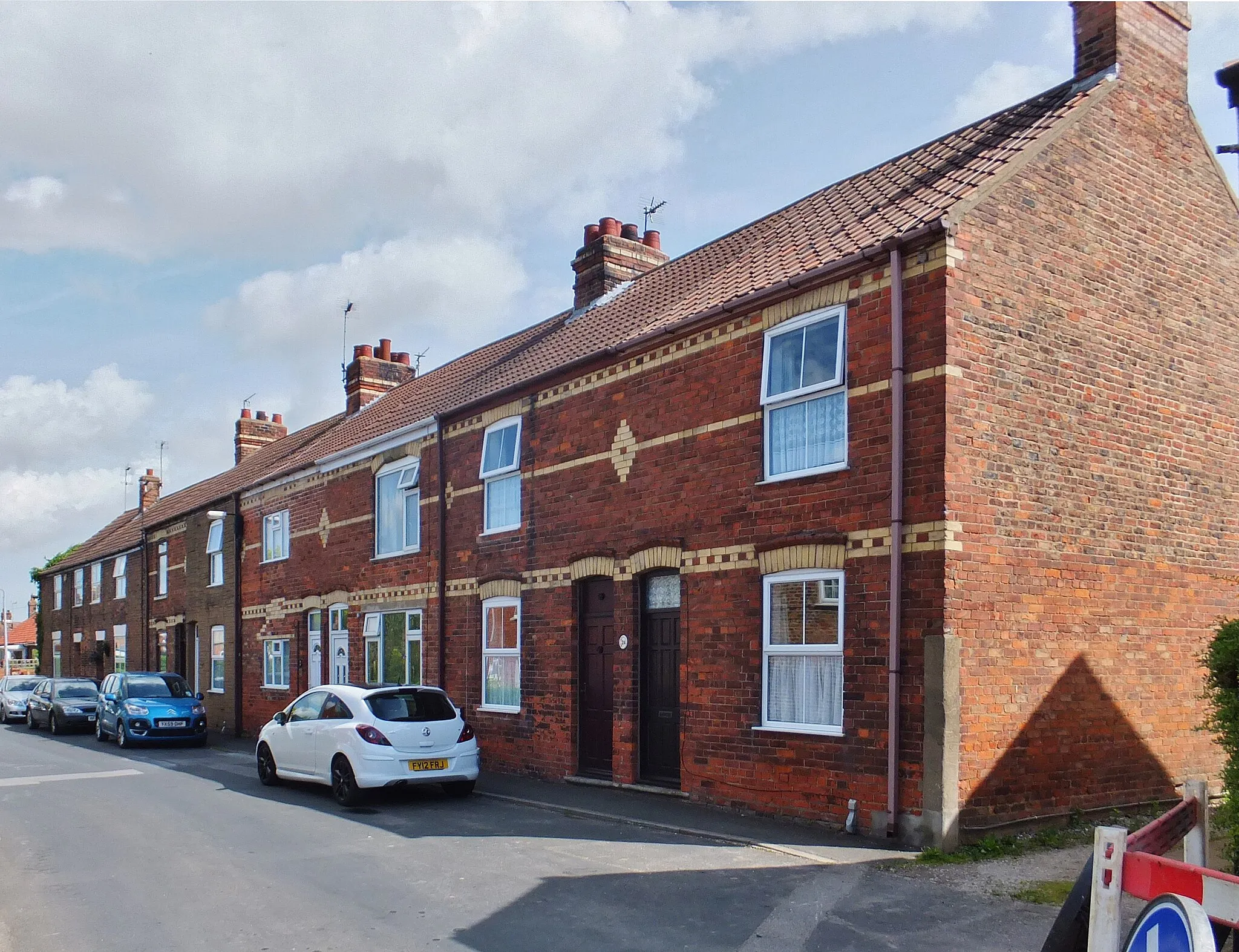 Photo showing: Rectory Lane, Preston, Yorkshire