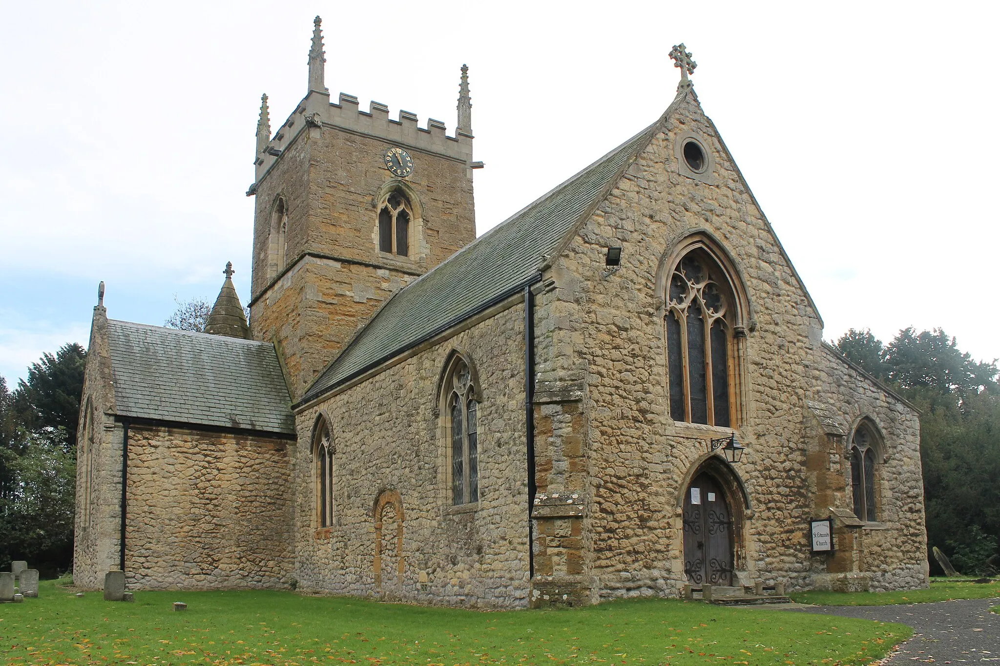 Photo showing: St Edmund's church, Riby