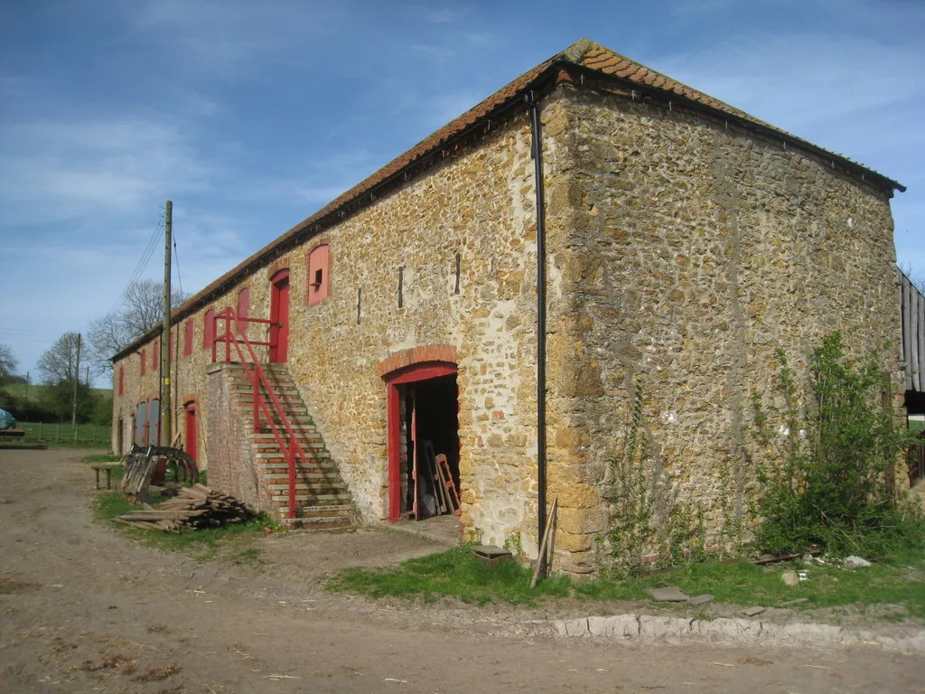 Photo showing: Barn at Manor Farm