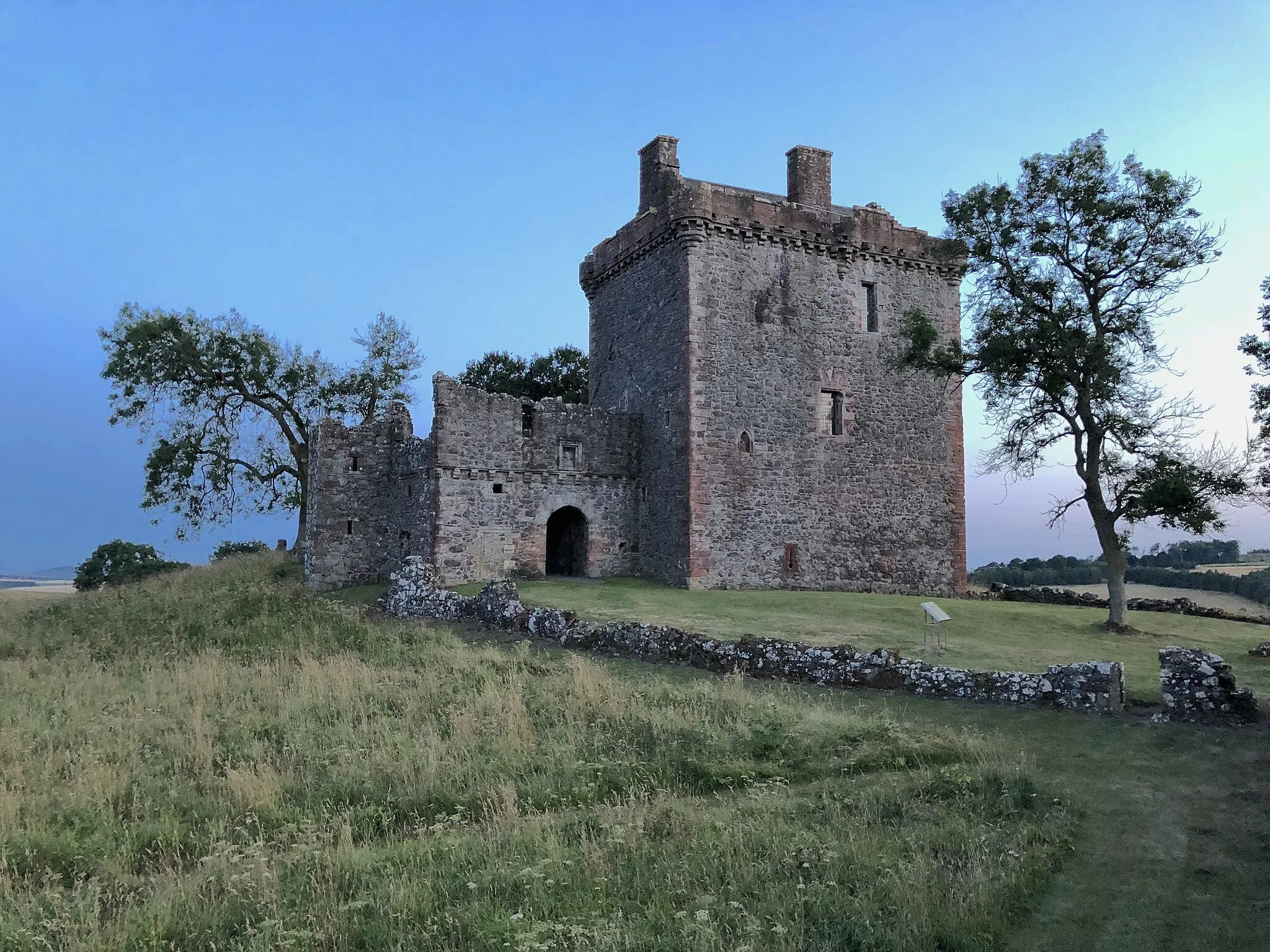 Photo showing: Balvaird Castle in Perth & Kinross at sunset, from the pleasance.