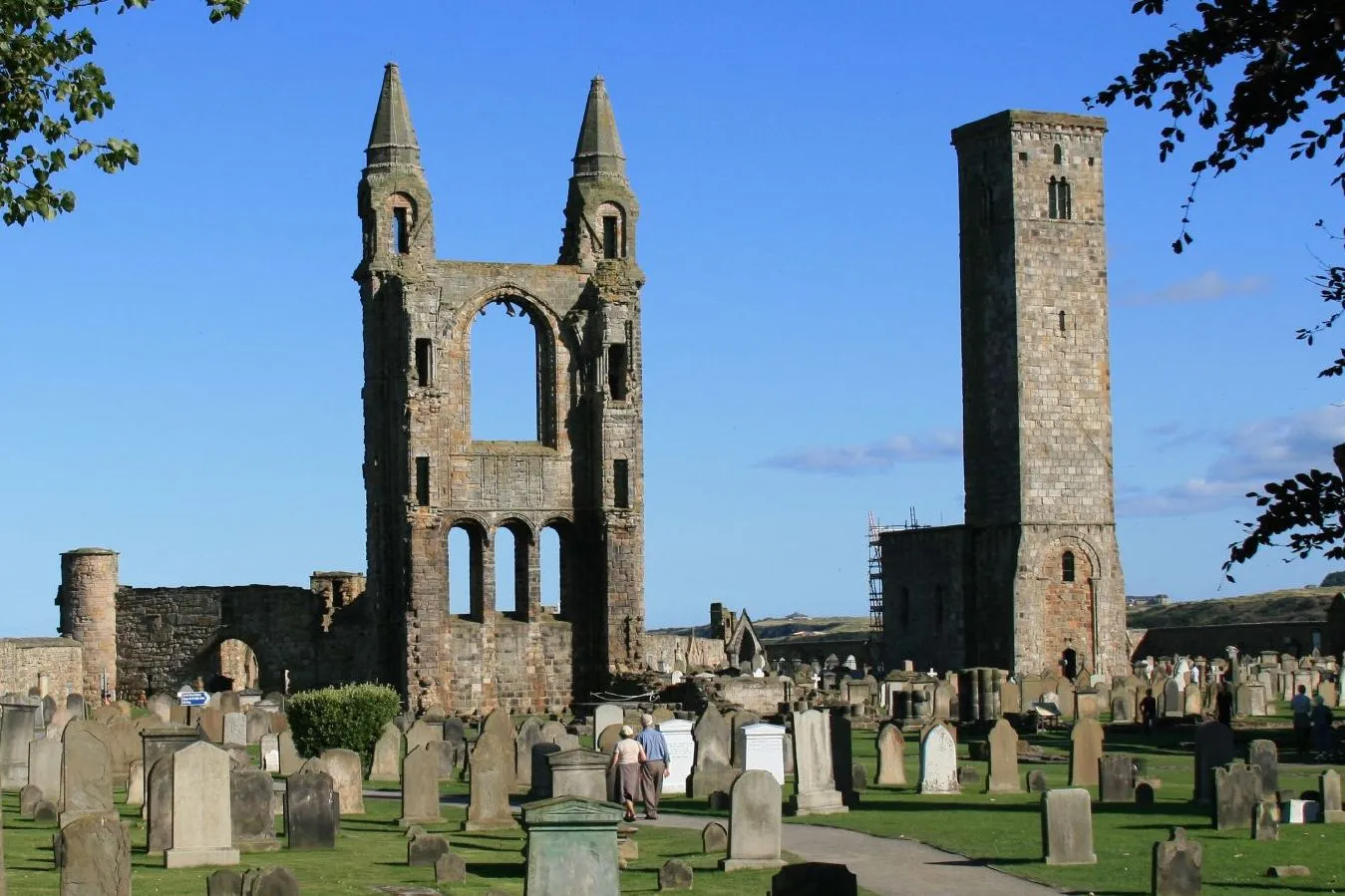 Photo showing: St Andrews cathedral and St Rules tower, Scotland.