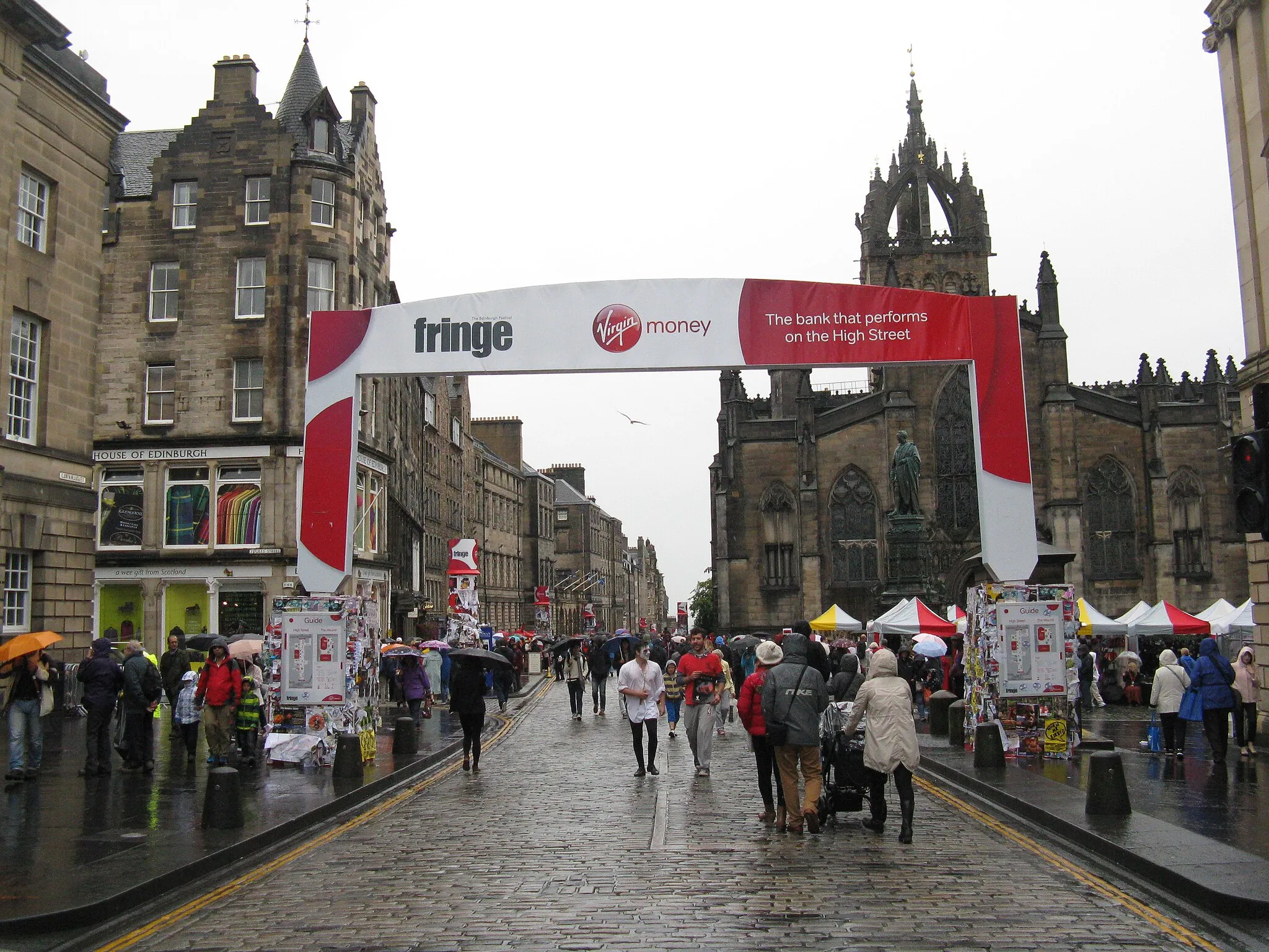 Photo showing: Fringe Festival, High Street