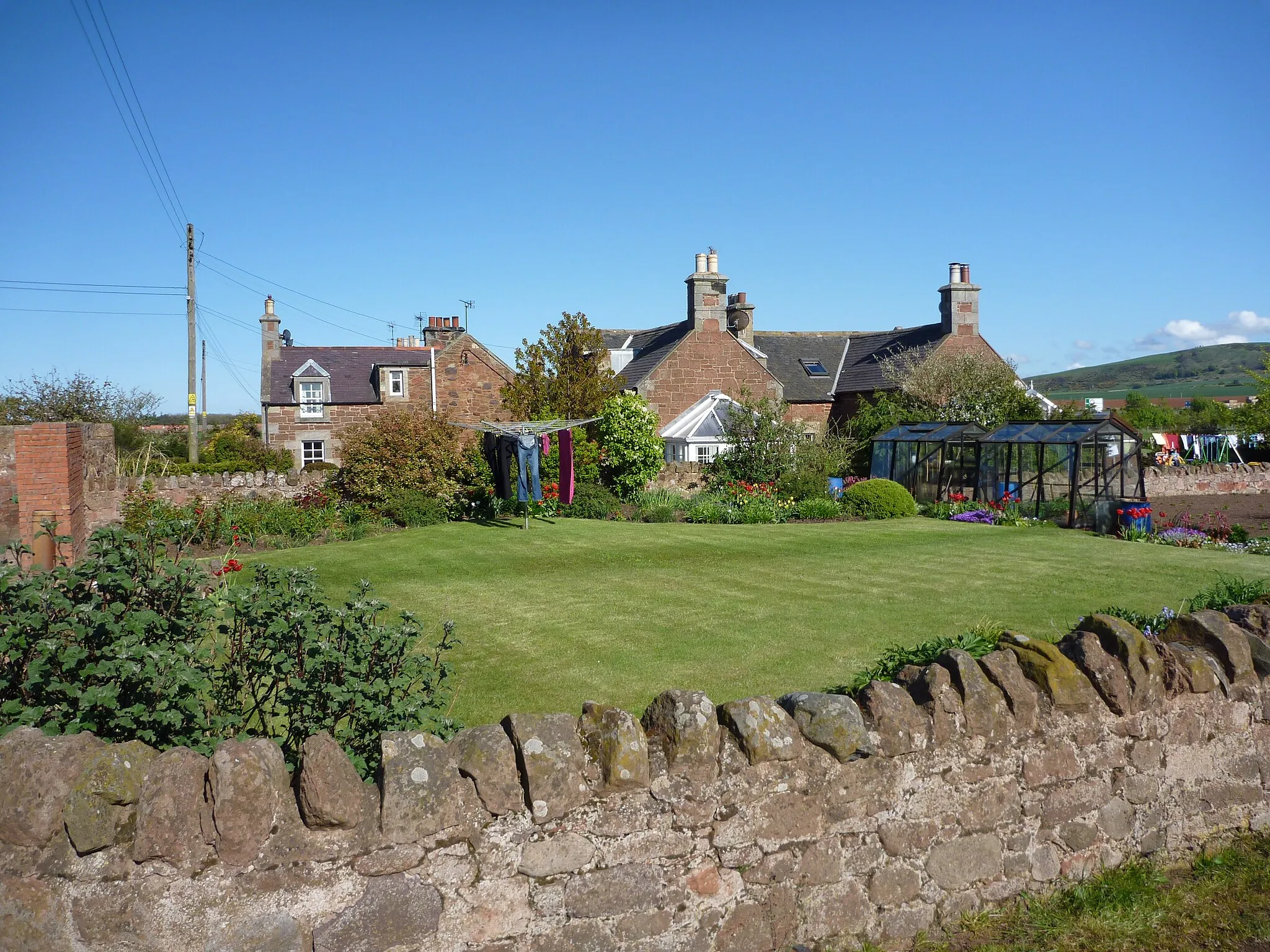 Photo showing: East Lothian Landscape : Eweford Cottages viewed from the west