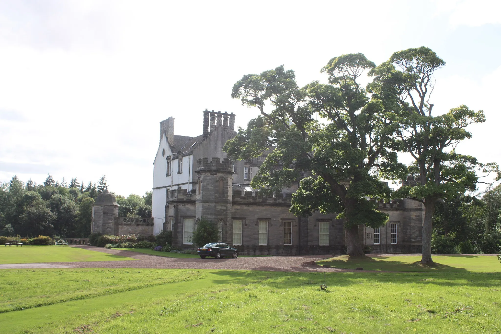 Photo showing: Winton House, Pencaitland from NE (showing original tower-house on left)