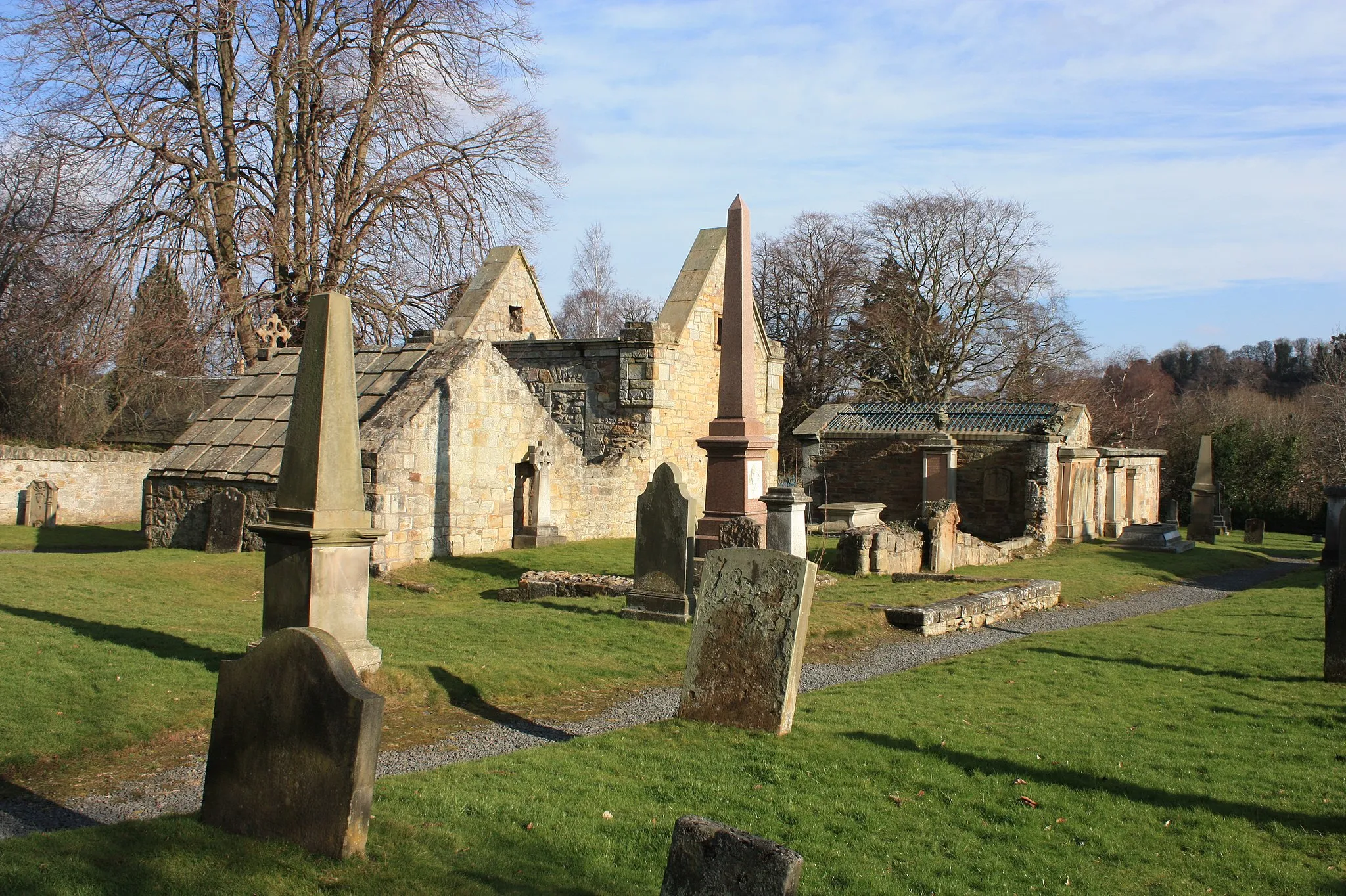 Photo showing: The Old Kirkyard, Lasswade