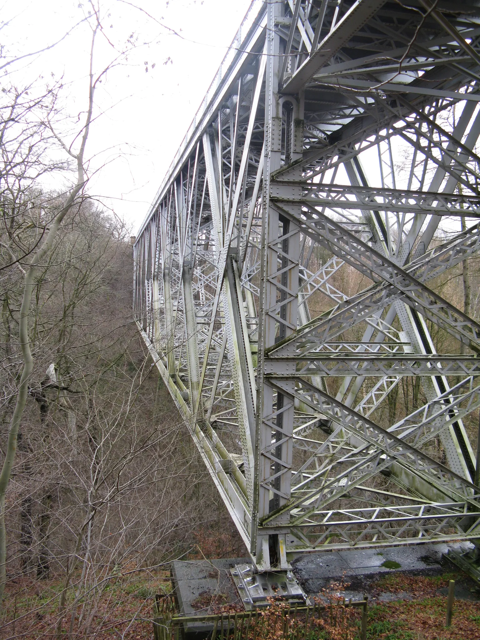 Photo showing: Bilston Glen Viaduct from the southwest